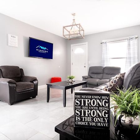 Comfy 4Br, 1 Bath Near The Falls & Casino Niagara Falls Kültér fotó